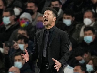 Tréner Diego Simeone.