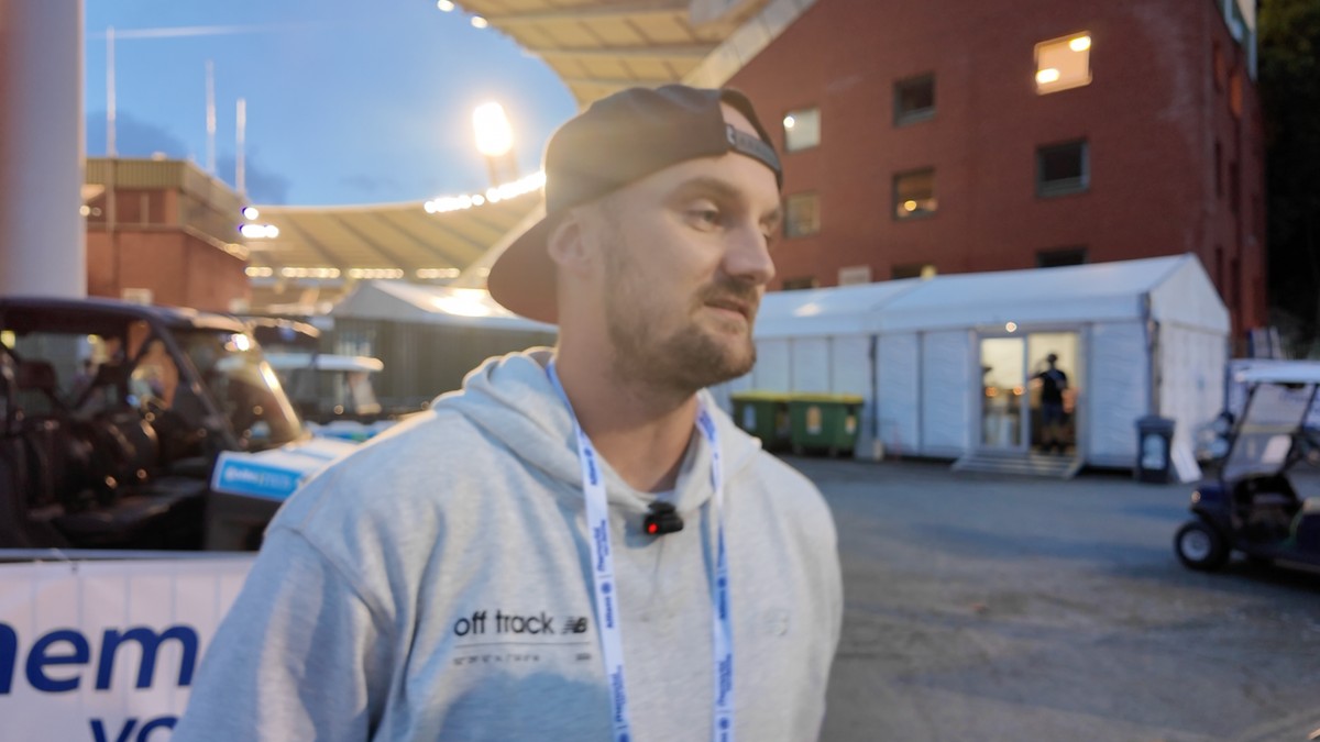 Tréner Emmy Zapletalovej Bram Peters. 