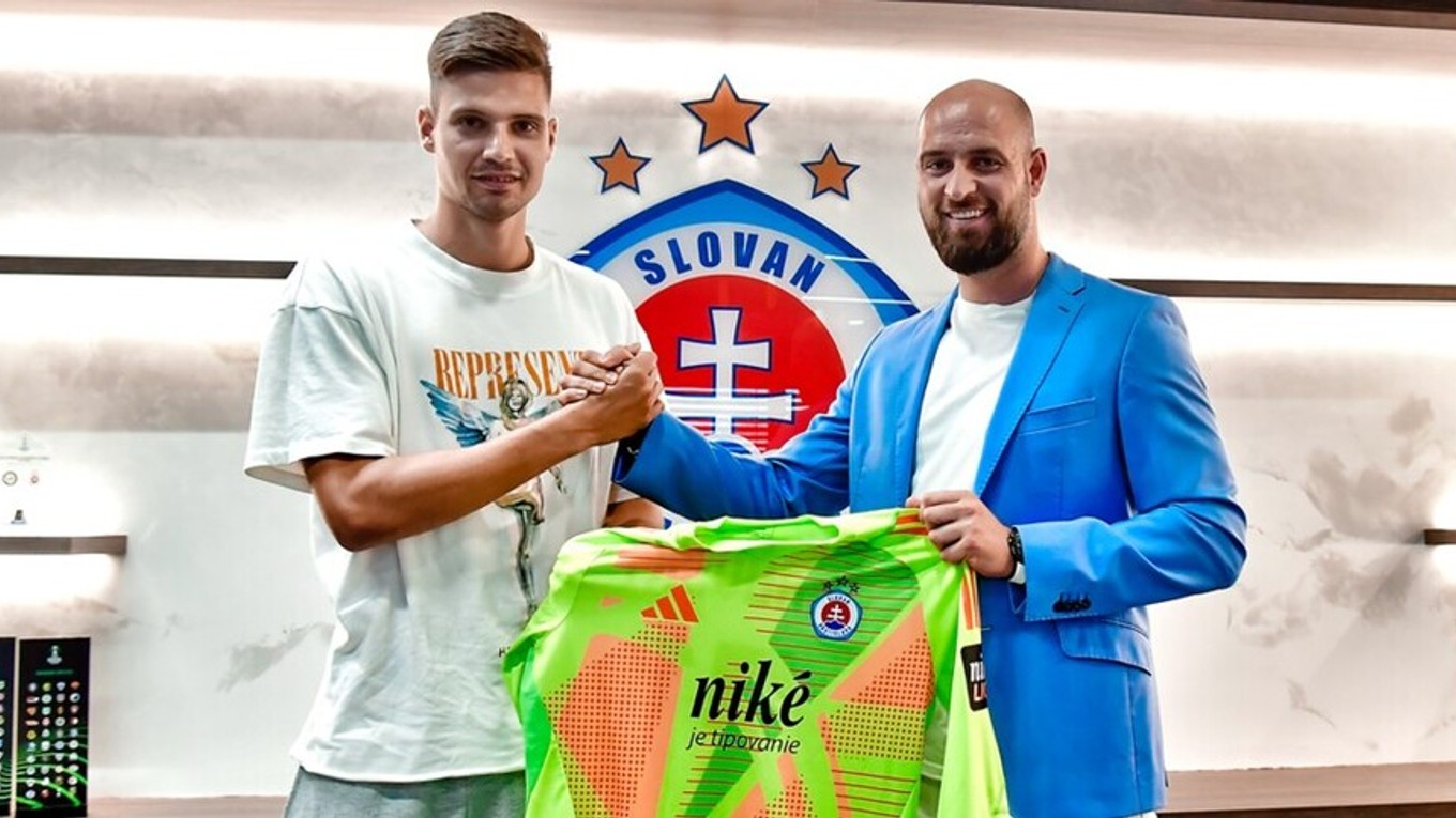 Dominik Takáč prestúpil do Slovana Bratislava