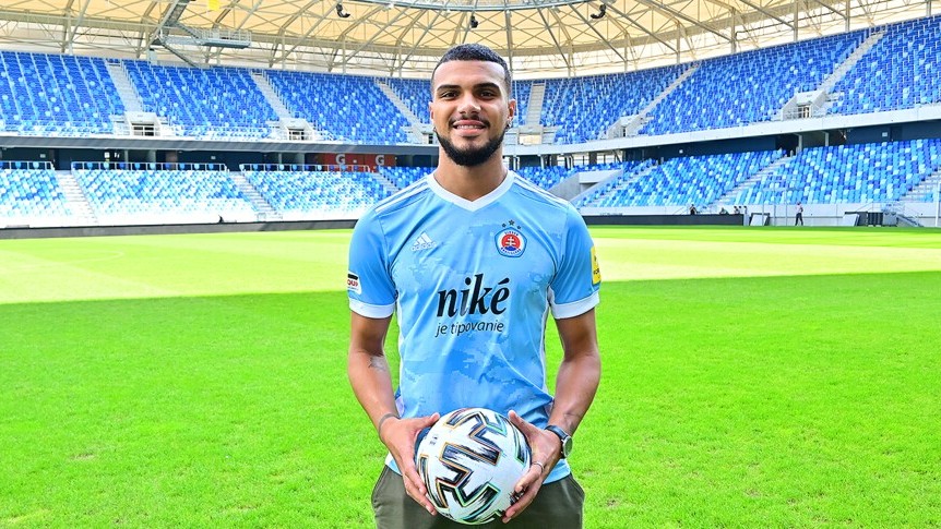 Adler Da Silva v drese bratislavského Slovana.