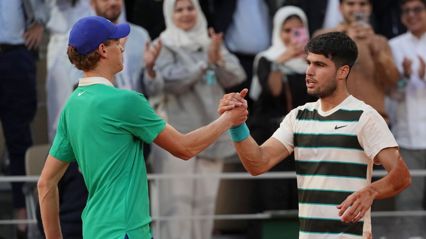 Jannik Sinner - Carlos Alcaraz: ONLINE prenos z finále Wimbledonu 2025.