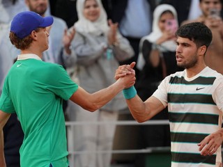 Jannik Sinner - Carlos Alcaraz: ONLINE prenos z finále Wimbledonu 2025.