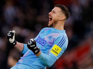 Martin Dúbravka v drese Newcastle United.