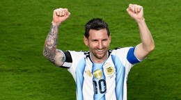 Lionel Messi oslavuje postup do semifinále MS vo futbale 2026.