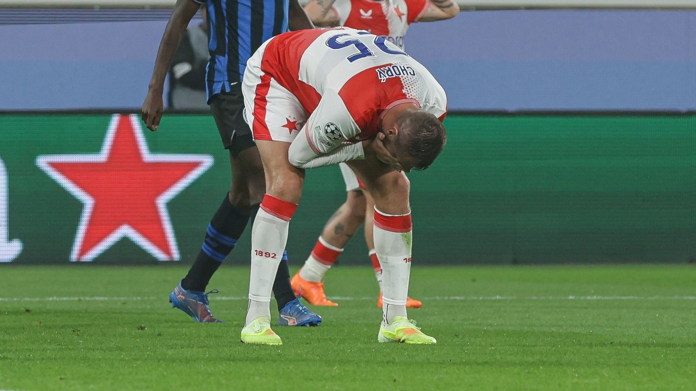 Tomáš Chorý reaguje počas zápasu SK Slavia Praha.