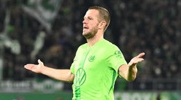 Slovenský futbalista Denis Vavro v drese VfL Wolfsburg.