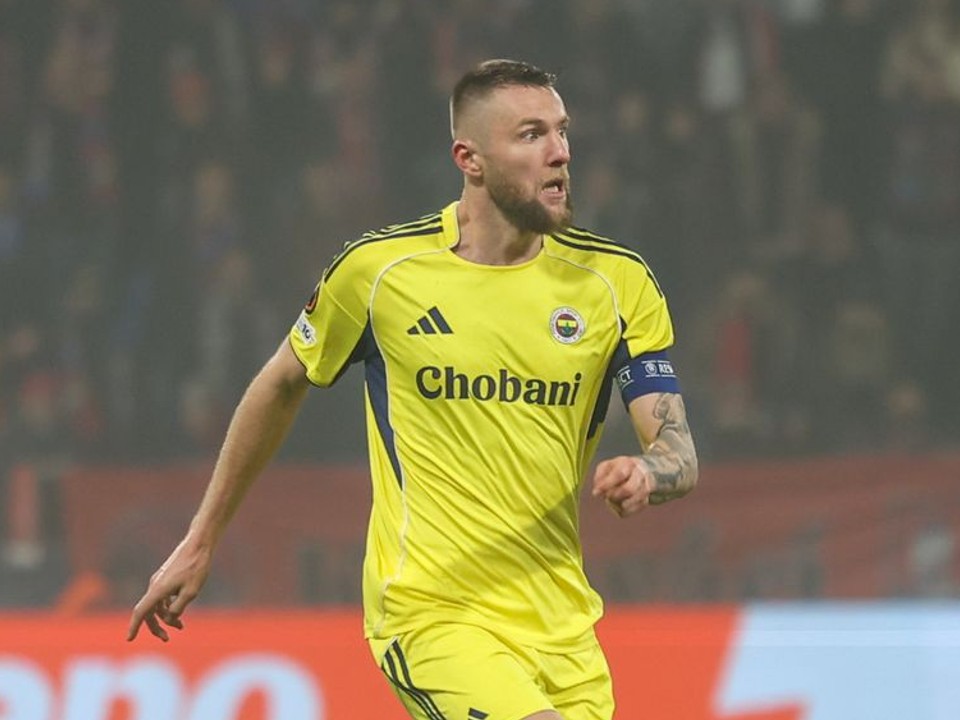Milan Škriniar počas zápasu Európskej ligy Viktoria Plzeň - Fenerbahce Istanbul.