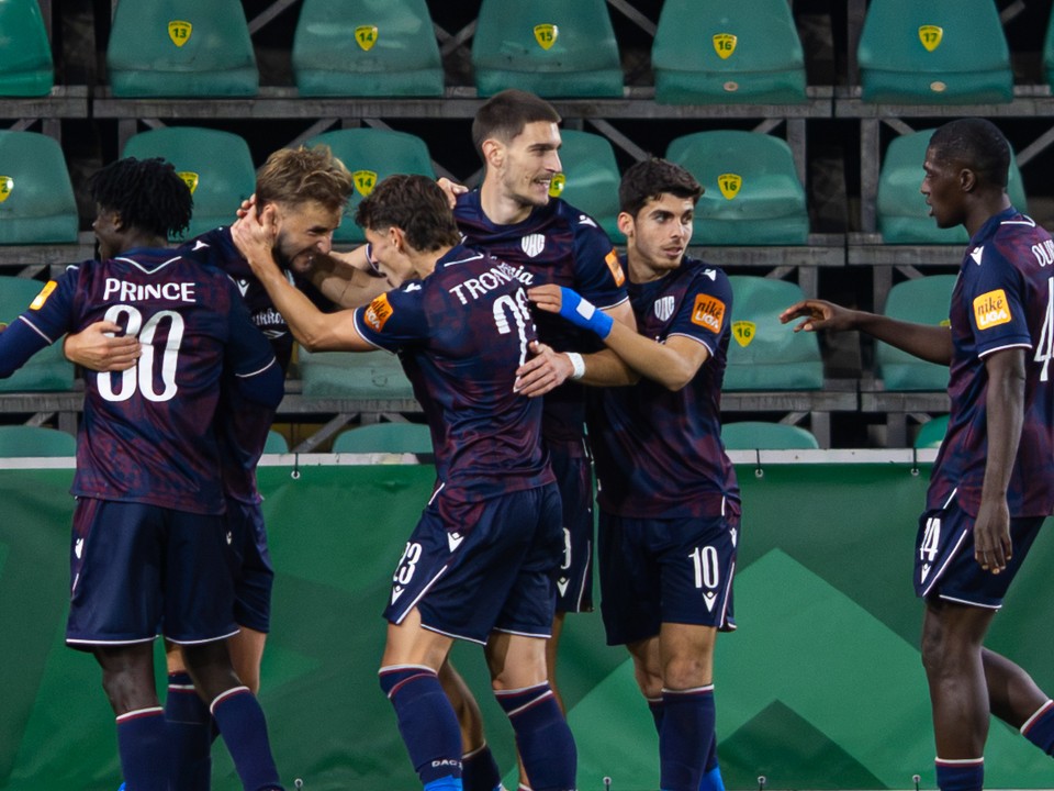 Hráči Dunajskej Stredy sa radujú z gólu v zápase proti Žiline.