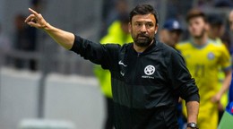 Samuel Slovák ako tréner Slovenska v zápase C-divízie Ligy národov Kazachstan – Slovensko.