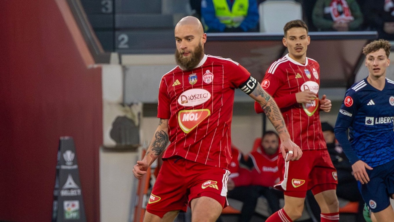 Branislav Niňaj v drese Sepsi. 