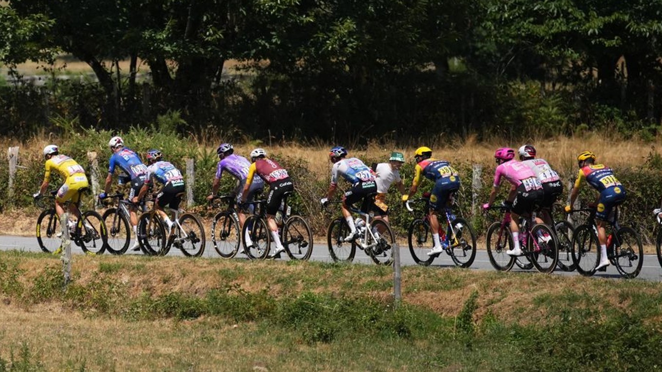 10. etapa na Tour de France 2026 dnes. Aké výsledky ponúkne nedeľa? Sledujte preteky LIVE.