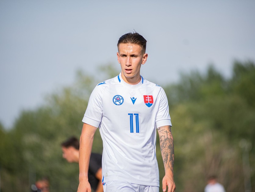 Róbert Petruška v zápase Slovensko U19 – Gruzínsko U19 v Dunajskej Strede (6.9.2024)