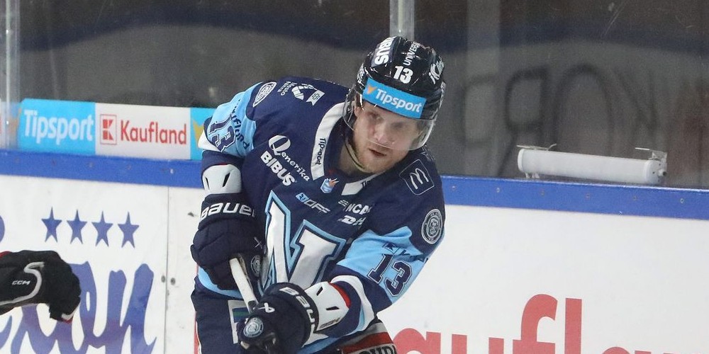 HK Nitra Ends Spišská Nová Ves's Winning Streak with 3-0 Shutout