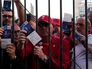 Fanúšikovia Liverpoolu pred finále Ligy majstrov v Paríži. 