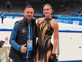 Vanesa Šelmeková s trénerom Rastislavom Vrlakom v Pekingu.