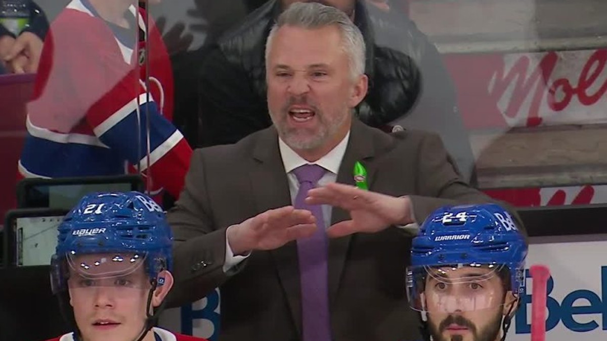 Tréner Montrealu bol pobúrený z verdiktu rozhodcov.