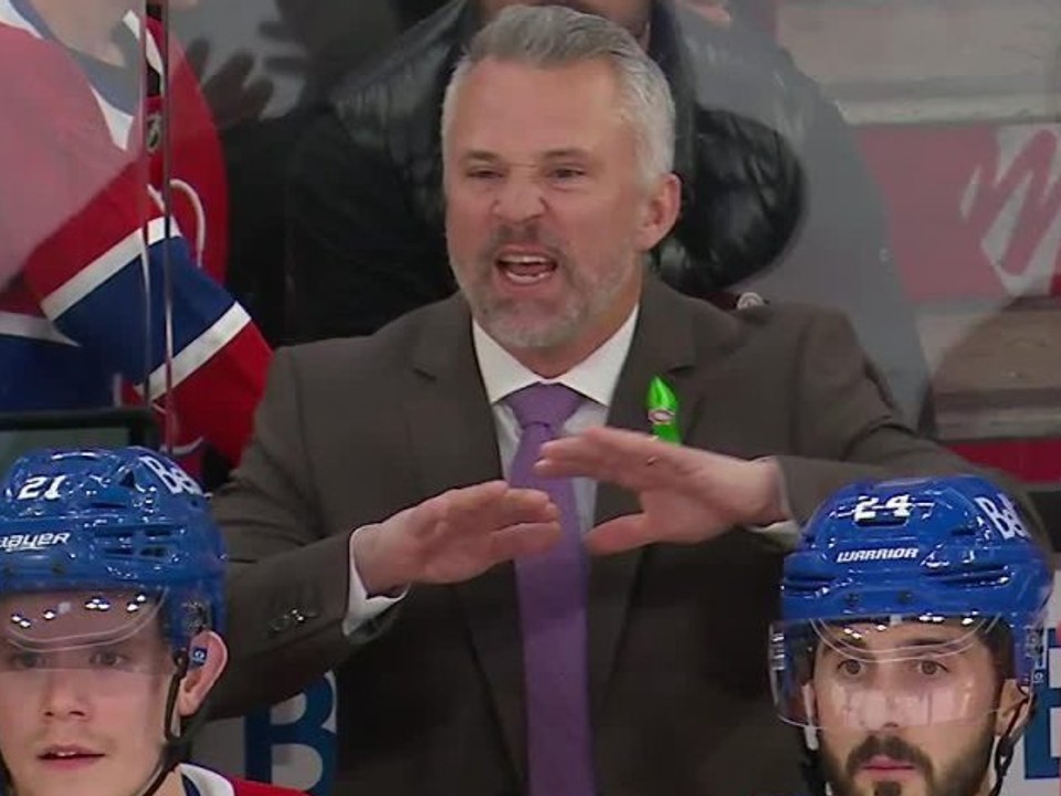 Tréner Montrealu bol pobúrený z verdiktu rozhodcov.