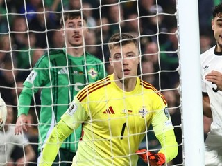 Bailey Peacock-Farrell. 