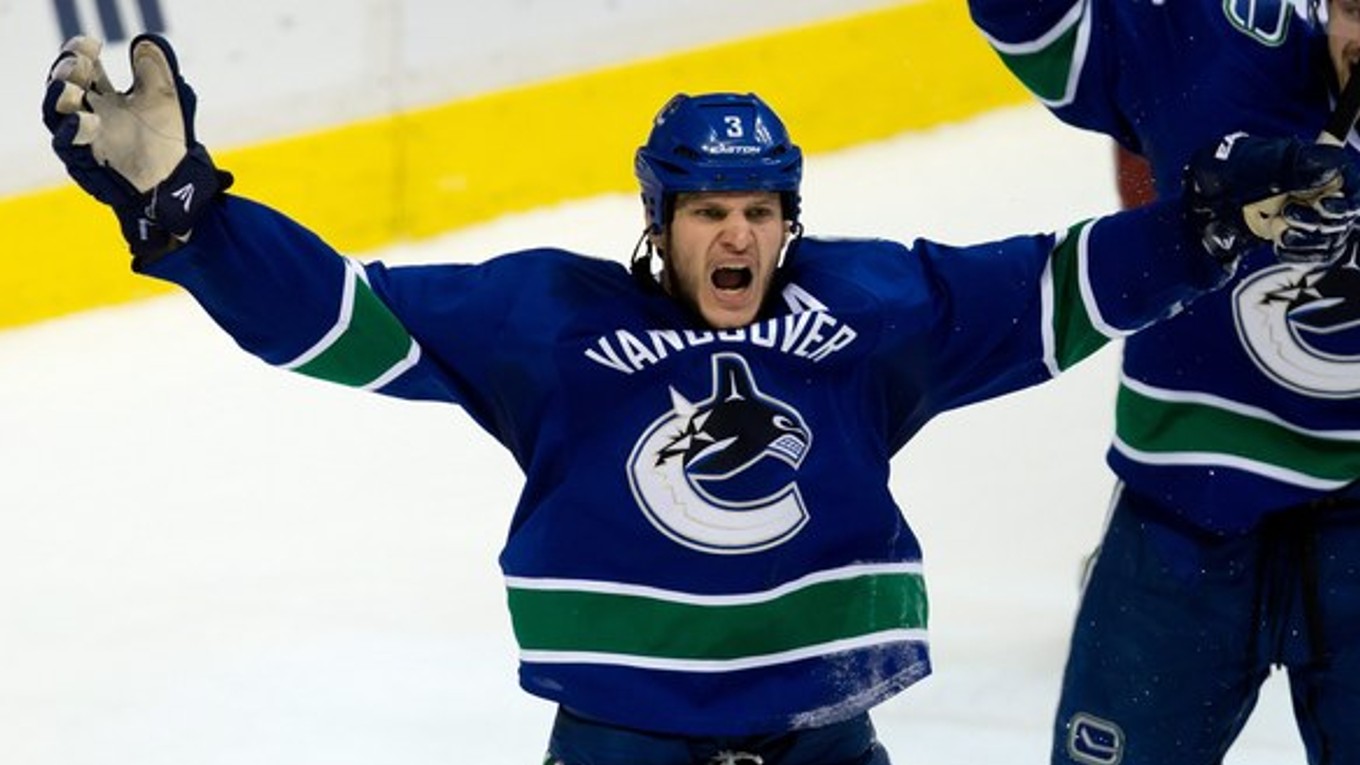 Kevin Bieksa.