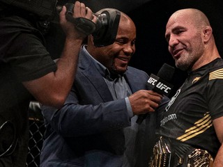 Glover Teixeira.