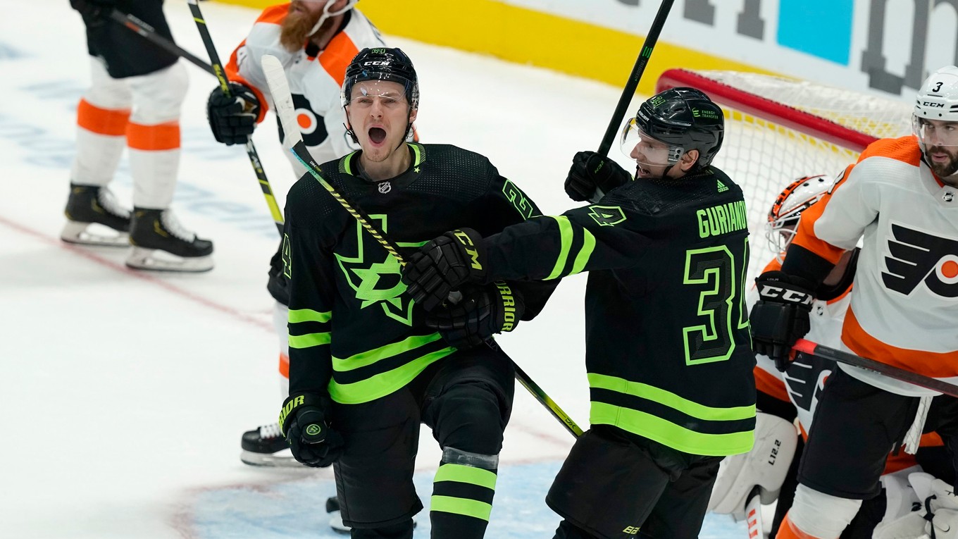 Radosť hráčov Dallas Stars.