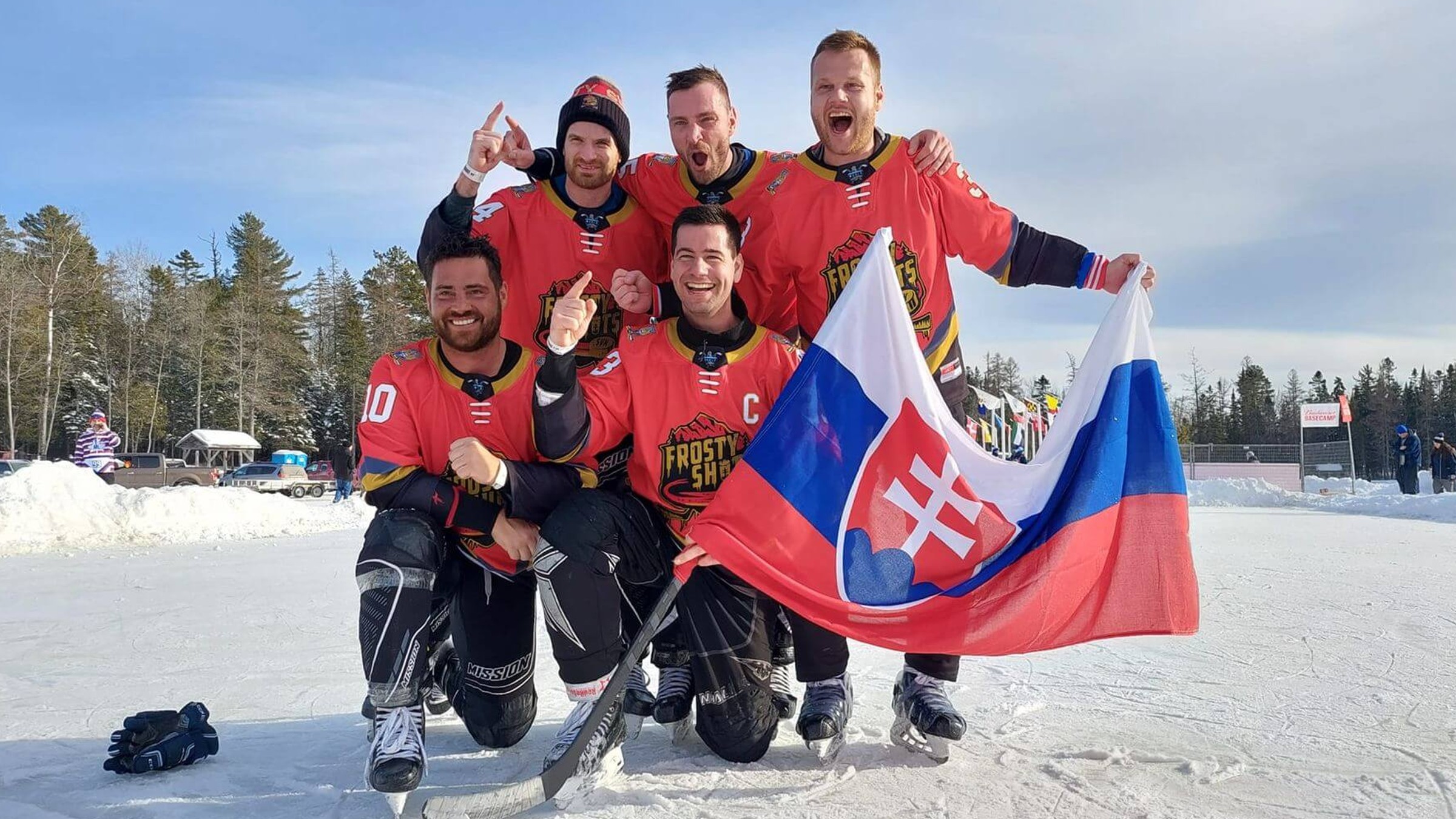 Majstri sveta v rybníkovom hokeji 2023, tím Frosty Shots.