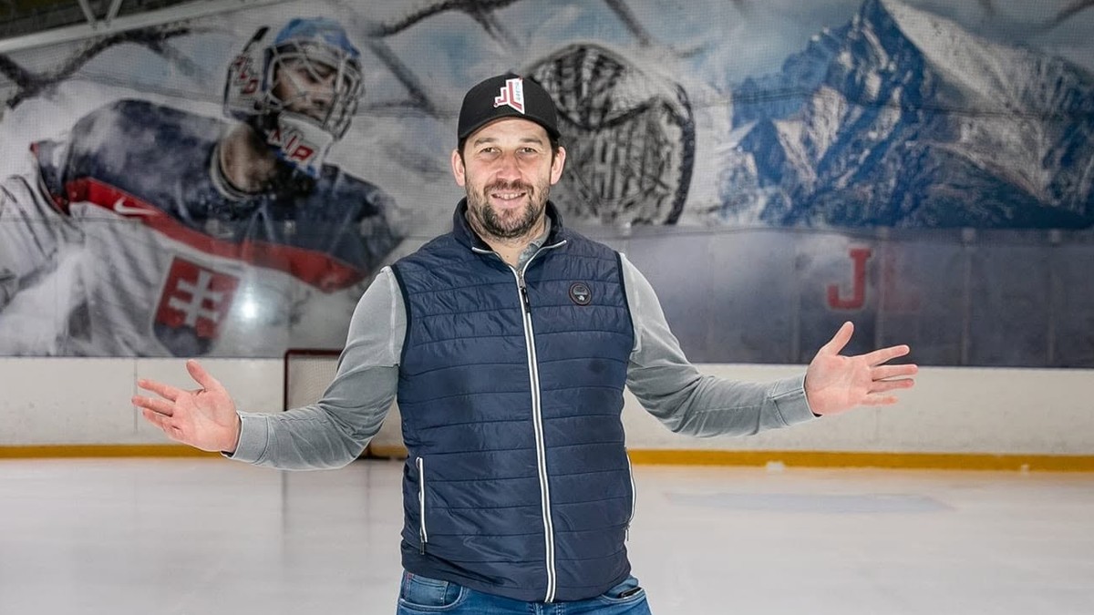 Pred MS lyžoval, po nich vybudoval arénu. Čechom chytil 36 striel, no takmer nič si nepamätá