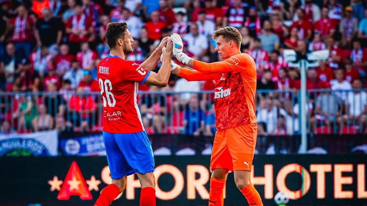 Adam Hrdina (vpravo)