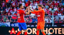 Adam Hrdina (vpravo)