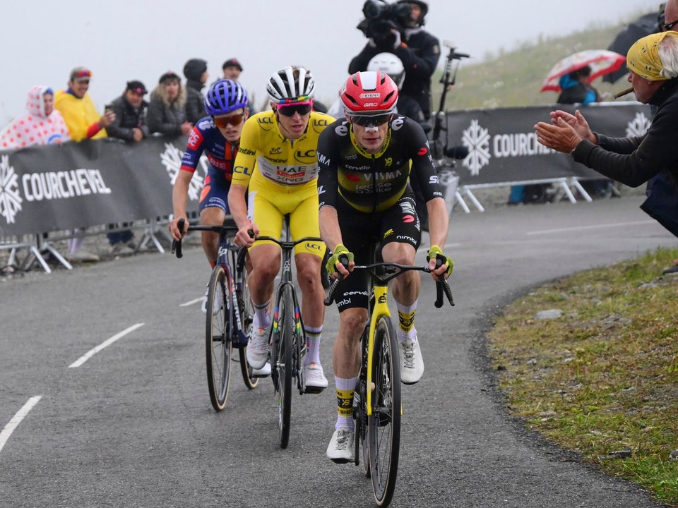Jonas Vingegaard a Tadej Pogačar počas Tour de France. 
