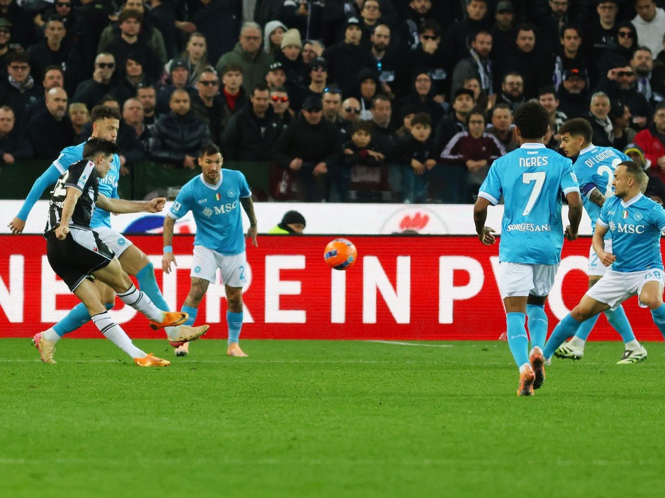 Fotka zo zápasu Udinese - Neapol.