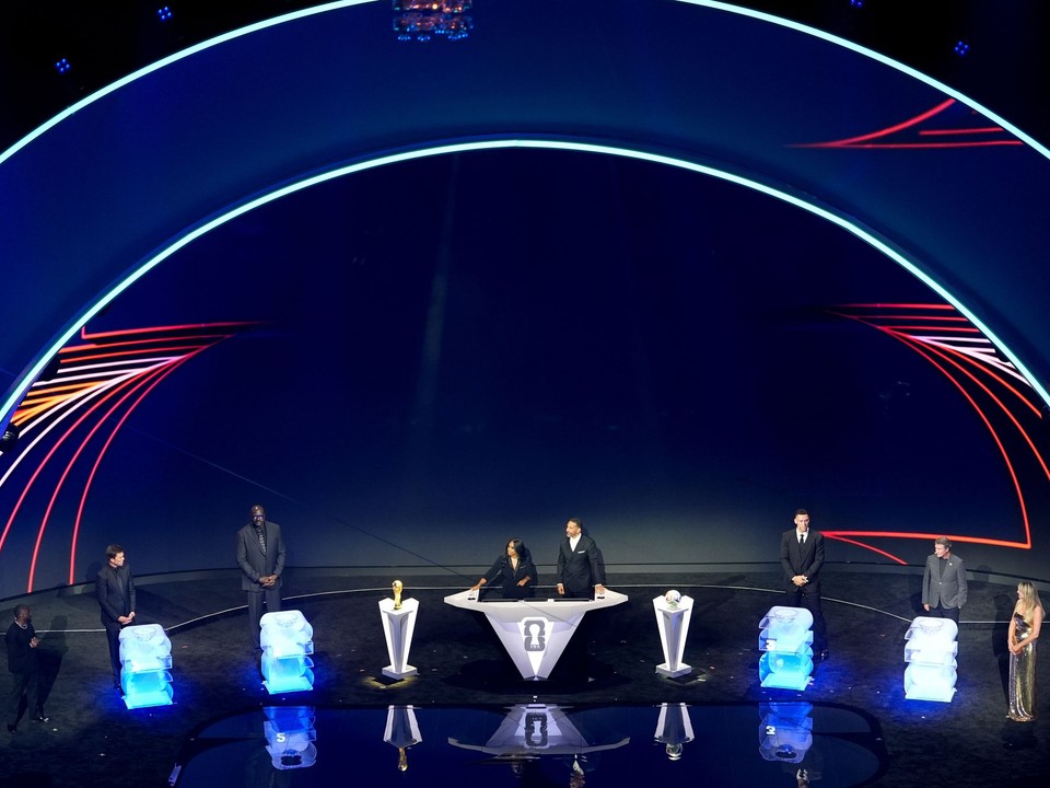 Momentka zo žrebu základných skupín na MS.