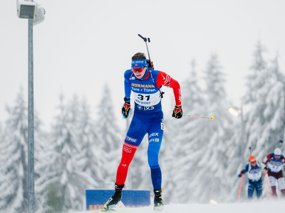 ONLINE: Vytrvalostné preteky mužov v Novom Meste na Morave - Svetový pohár v biatlone