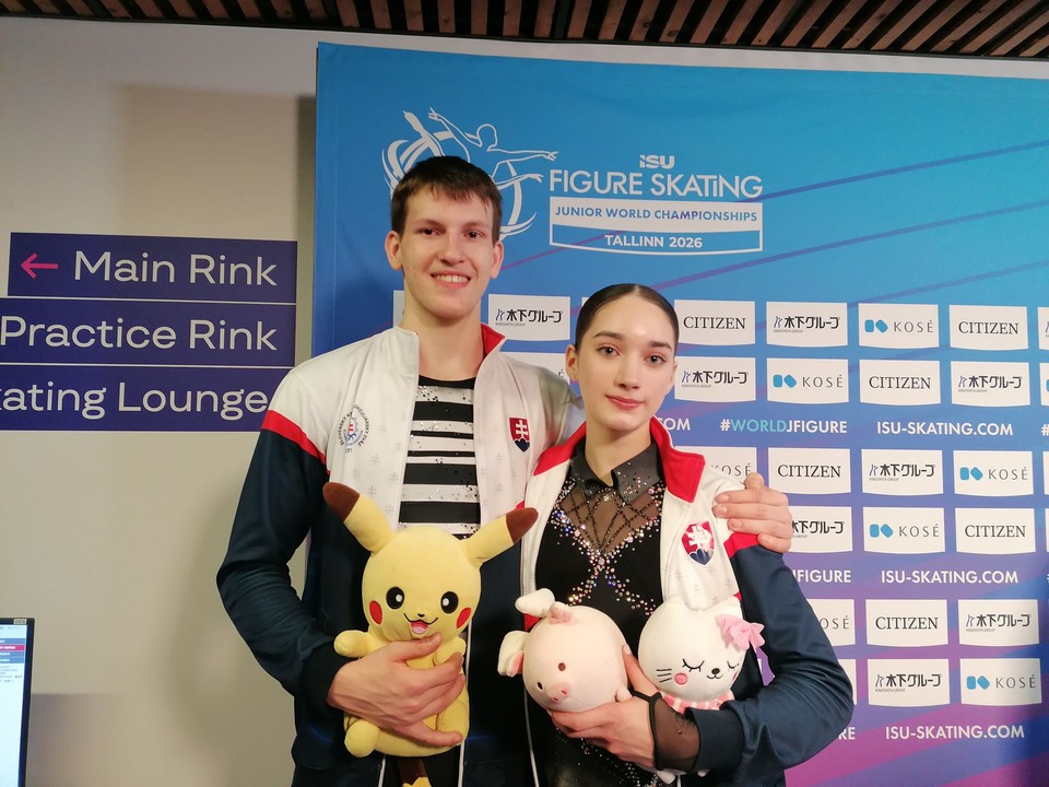 Alex Války a Laura Hečková po krátkom programe na MSJ v Tallinne. 