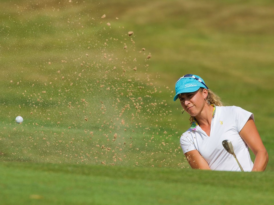 Zuzana Kamasová na turnaji Ladies European Tour v anglickom Denhame.