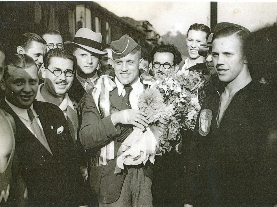 Jozef Herda po príchode z OH 1936.