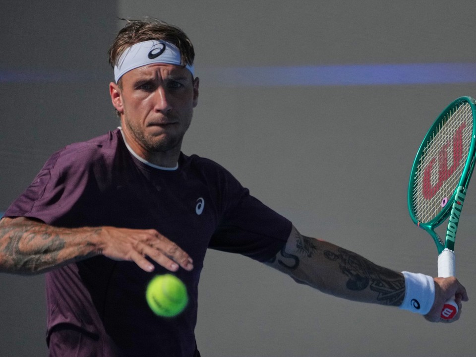 Alex Molčan - Federico Cina: ONLINE prenos z 1. kola na turnaji ATP v Šanghaji.