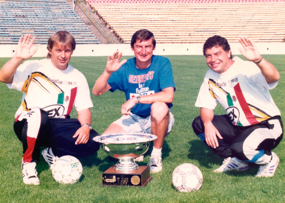 Trio úspešných mládežníckych trénerov 1. FC Košice, ktoré vychovalo nejedného slovenského reprezentanta a elitného futbalistu. Zľava L. Lipnický, L. Vankovič a D. Ujhely. Žiaľ, dnes už z nich žije iba D. Ujhely