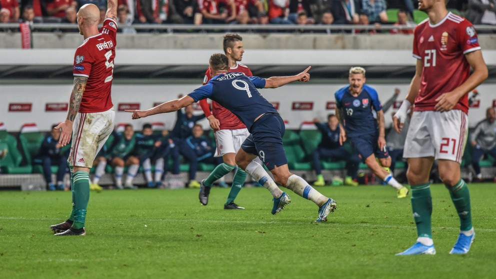 Práve strelil svoj prvý reprezentačný gól. Maďarsku v Budapešti a bol víťazný!