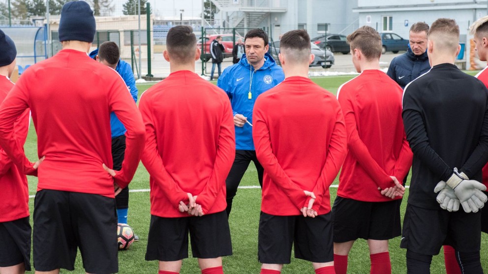 Samuel Slovák pôsobil v úlohe hlavného trénera reprezentačných výberov U16 a U17 v rokoch 2017-2018.