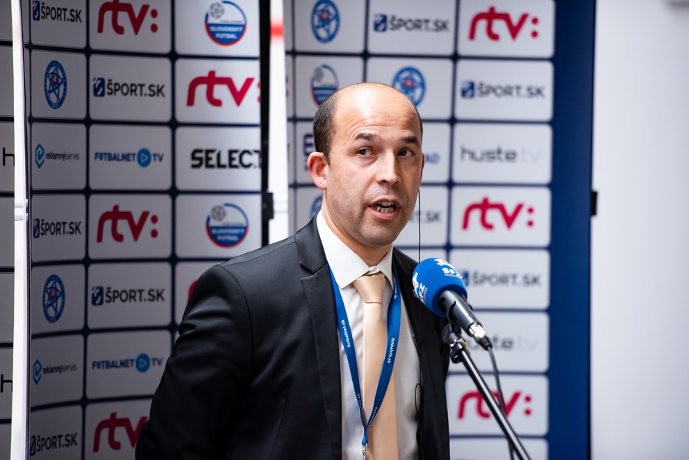 Tréner slovenskej futsalovej reprezentácie Marián Berky.