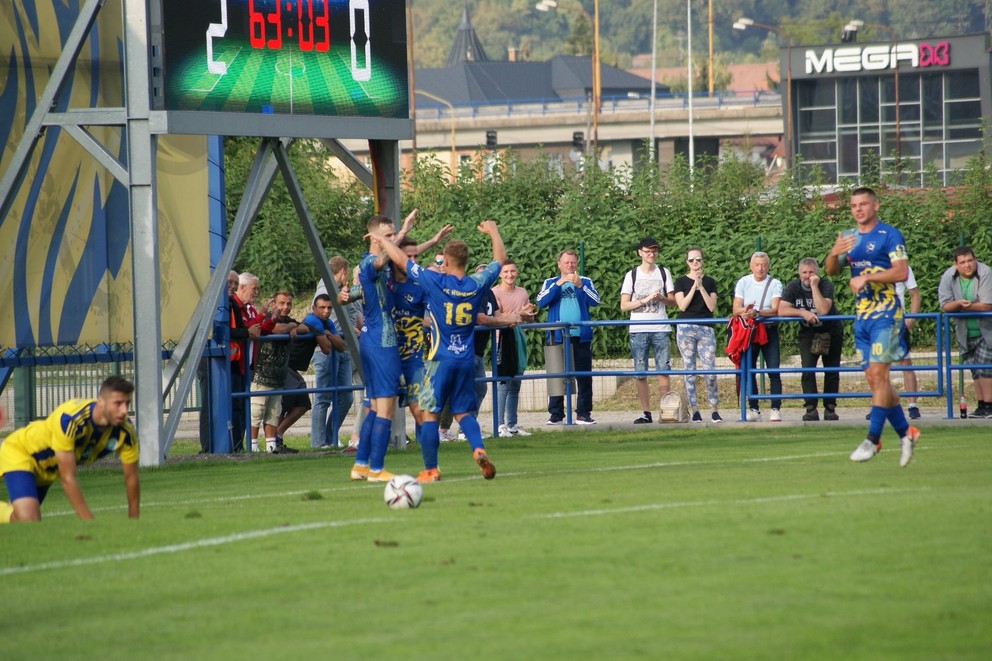 Humenčania zdolali Trebišov 3:0 a sú na 1. mieste tabuľky.