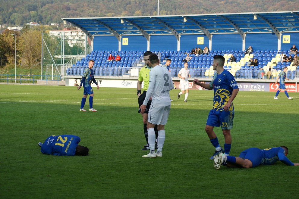 Hráči Humenného padli s Púchovčanmi, ktorým podľahli 1:3.