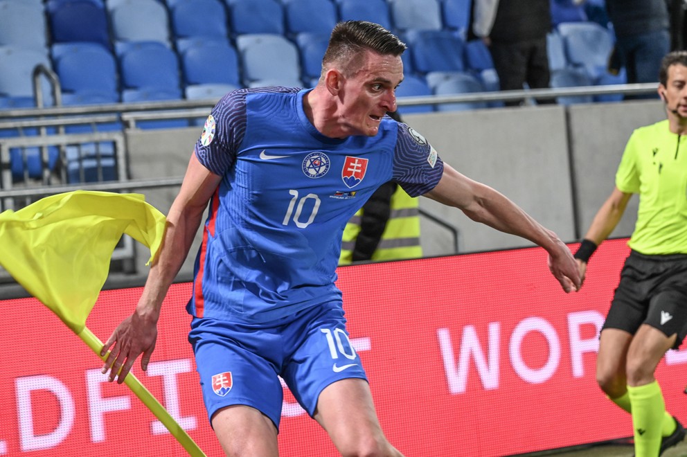 Útočník Róbert Polievka v zápase Slovensko - Bosna a Hercegovina (2:0).