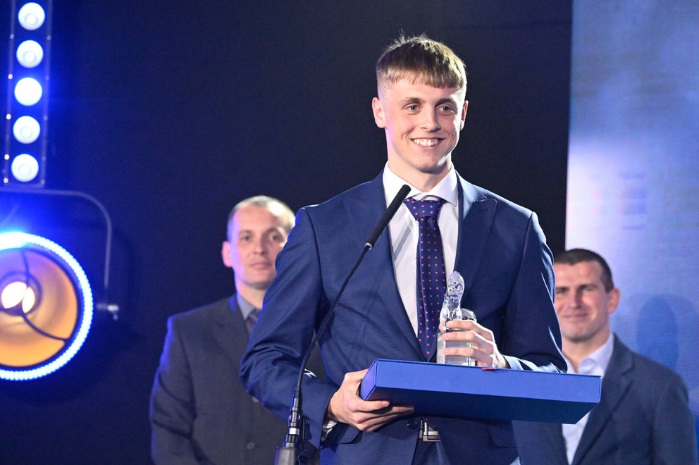 Timotej Jambor si prevzal na minuloročnom podujatí cenu pre Futbalistu roka 2022 v kategórii U19.