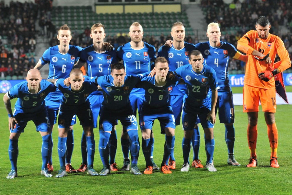 Slovenská futbalová reprezentácia pred zápasom s Islandom (Žilina, 17.11.2015).