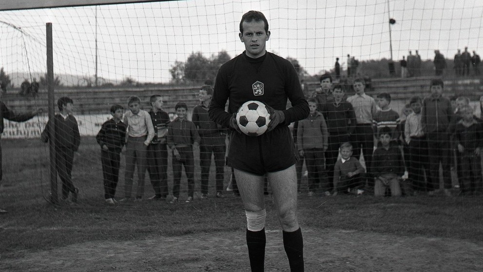 Alexander Vencel st. odychtal v reprezentácii ČSSR 25 zápasov v rokoch 1965 – 1977. 