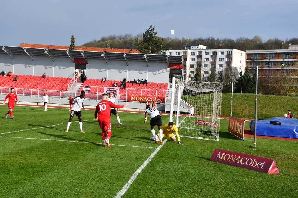 Snímka zo zápasu 20. kola MONACObet ligy MŠK Považská Bystrica - FC Petržalka (16.3.2024).