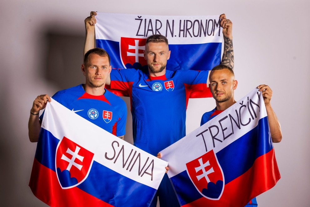 Ondrej Duda, Milan Škriniar a Stanislav Lobotka sa zapojili do kamlen "Slovensko fandí Slovensku".
