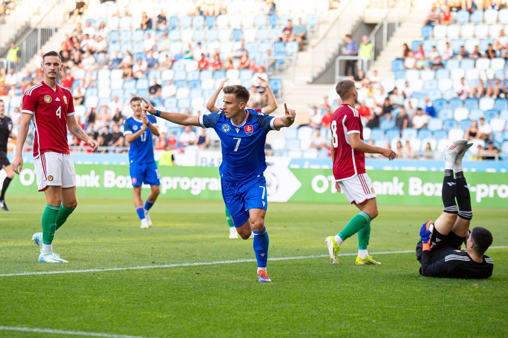 Artur Gajdoš sa teší z gólu v priateľskom zápase Maďarsko 21 – Slovensko 21 v Budapešti (05. 09. 2024)